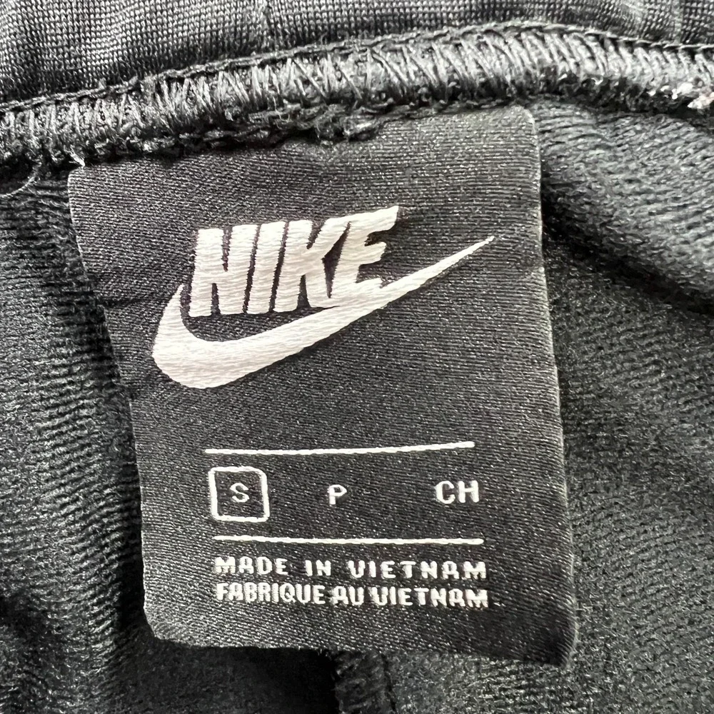 Nike jogger womens